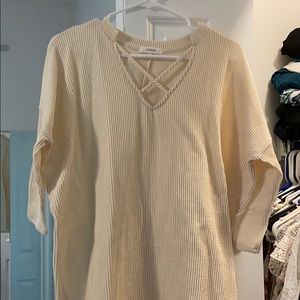 NWOT 3/4 sleeve top with crisscross detail